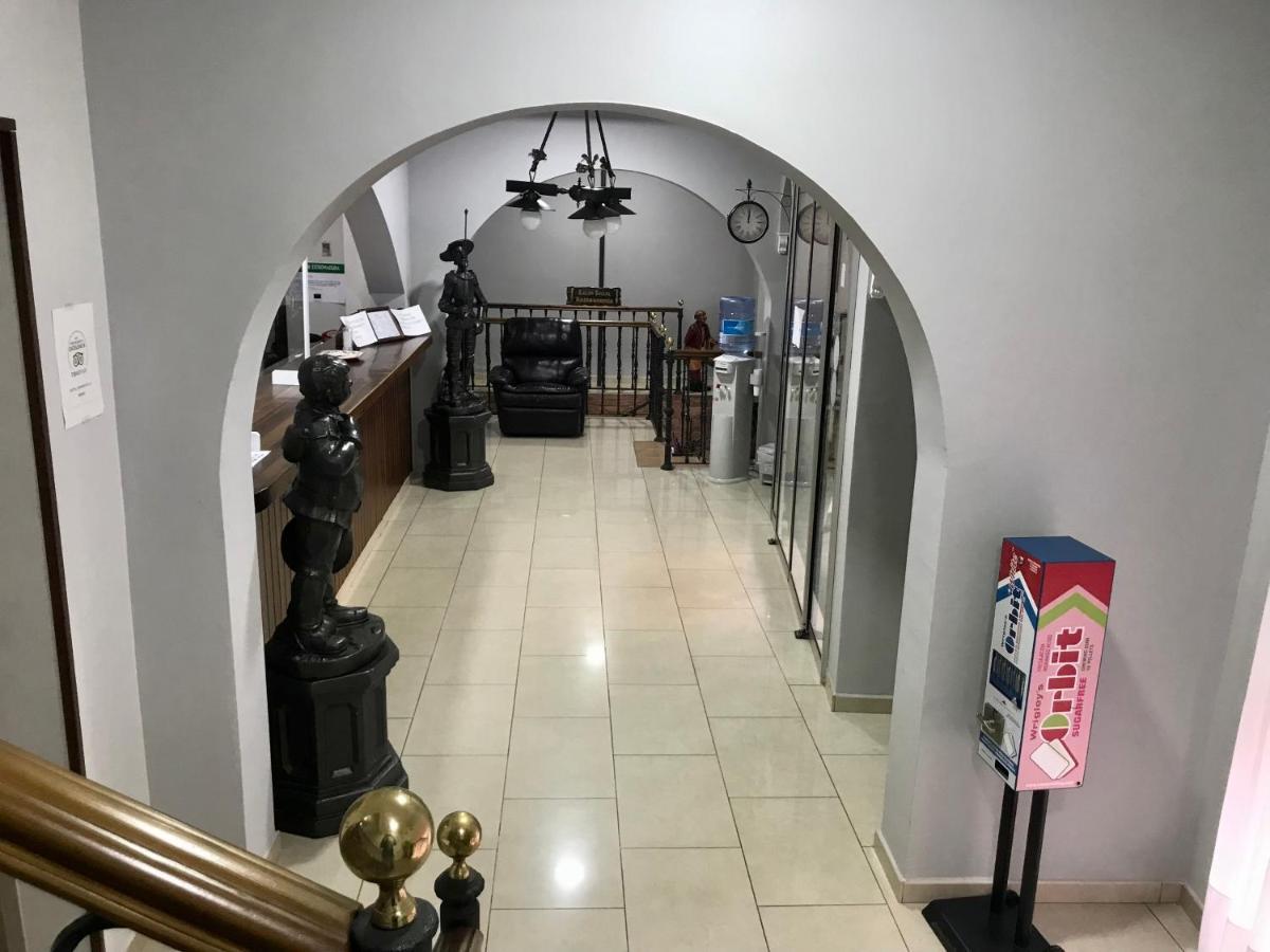 塞万提斯酒店 扎弗拉 外观 照片